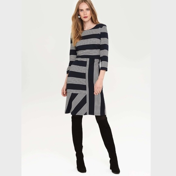 Phase Eight Storm Stripe Dress 3/4 Sleeves Crew Neck In Navy/Ivory Size UK8/ US4 - Picture 5 of 7